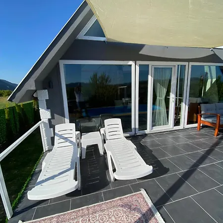 Goecebe House Karadonlar